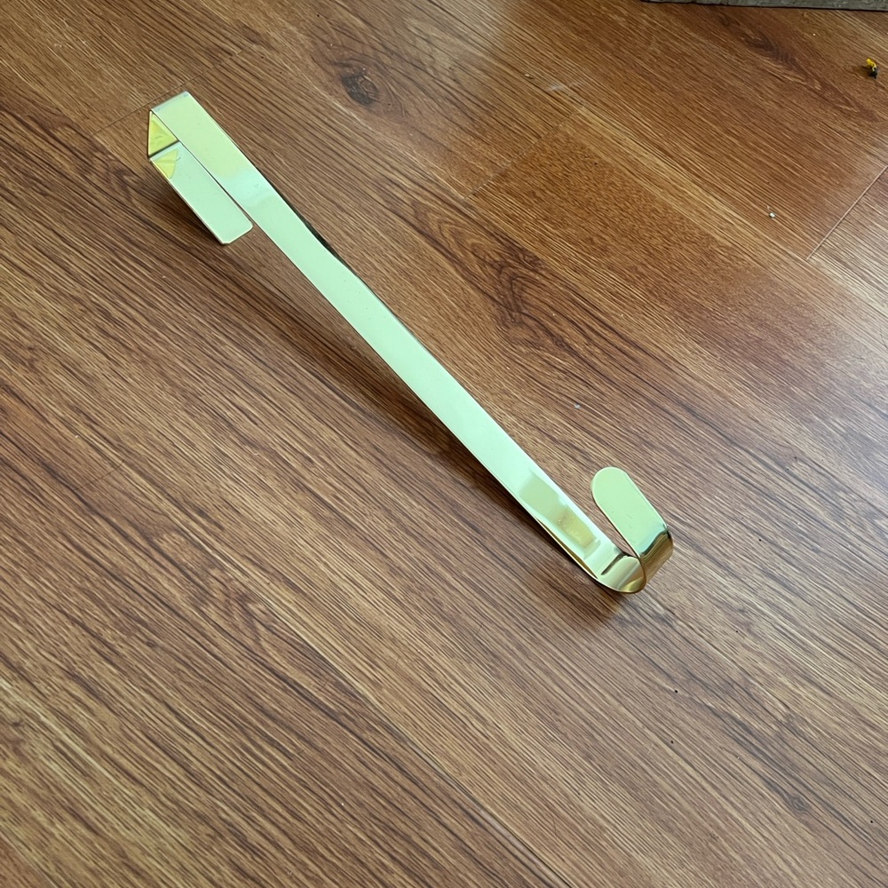 Elegant Gold Over-the-Door Hook